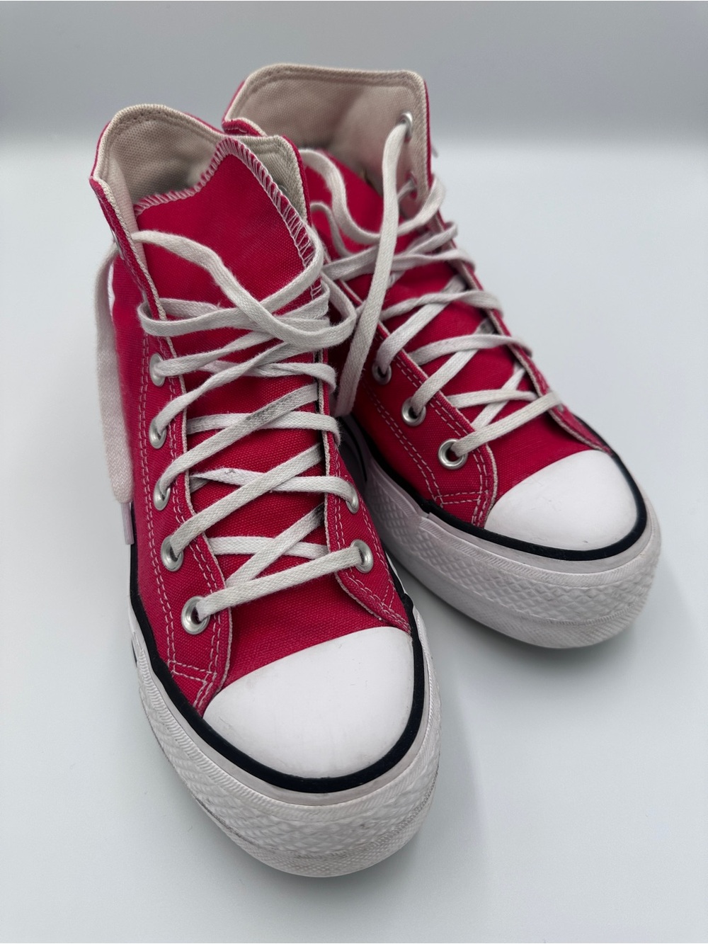 Size 6 High-Top Canvas Sneakers - Red